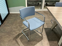 Vergadertafel met 7 sledestoelen - afbeelding 3 van  5