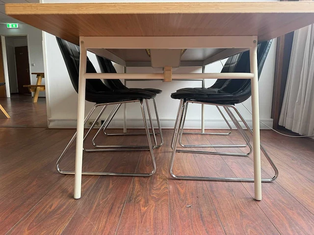 Vergadertafel met 7 stoelen - afbeelding 6 van  7