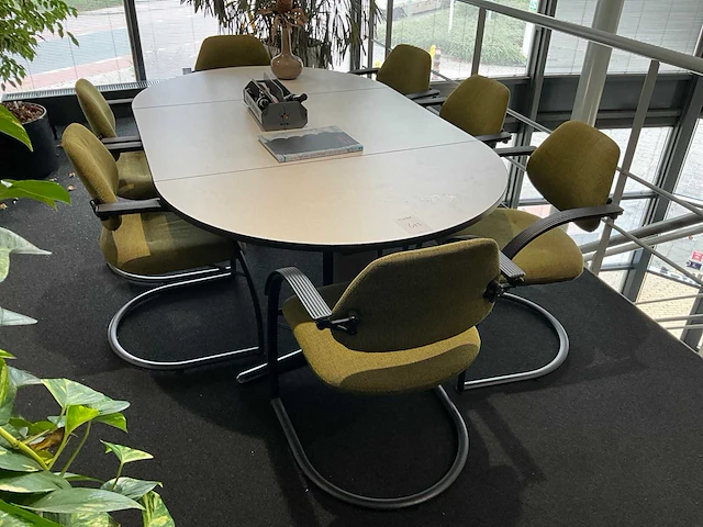 Vergadertafel met 7 stoelen - afbeelding 1 van  4