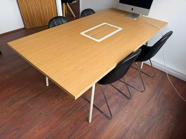 Vergadertafel met 7 stoelen - afbeelding 3 van  7