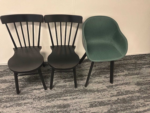 Vergadertafel met 7 vergaderstoelen - afbeelding 4 van  4