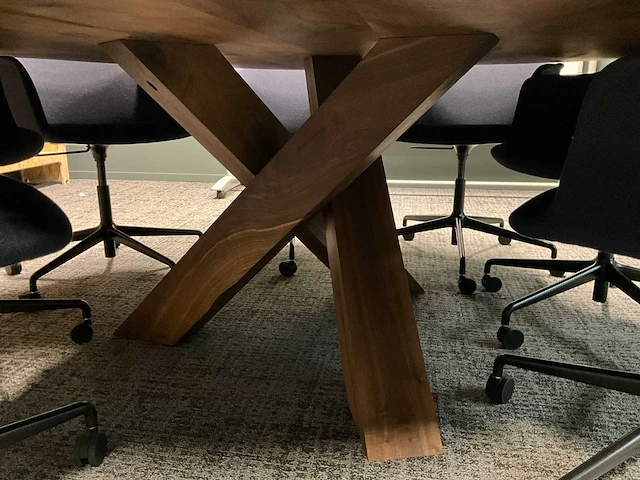 Vergadertafel met 8 verrijdbare vergaderstoelen - afbeelding 4 van  4