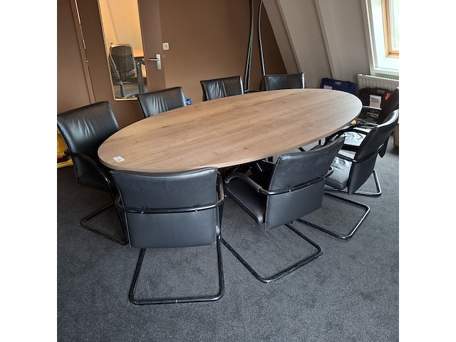 Vergadertafel met 8x vergaderstoel - afbeelding 1 van  6