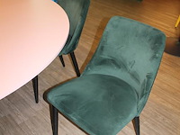 Vergadertafel met kruispoot en 11 groen gestoffeerde stoelen. - afbeelding 2 van  3