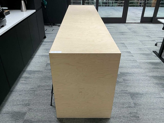 Vergadertafel met krukken - afbeelding 2 van  4