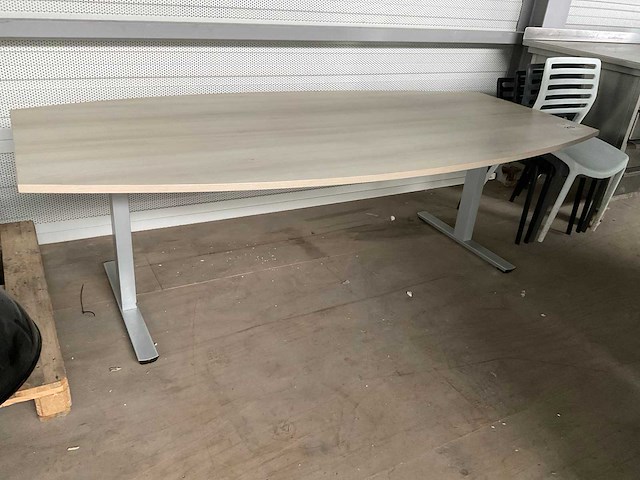 Vergadertafel met stoelen - afbeelding 2 van  6