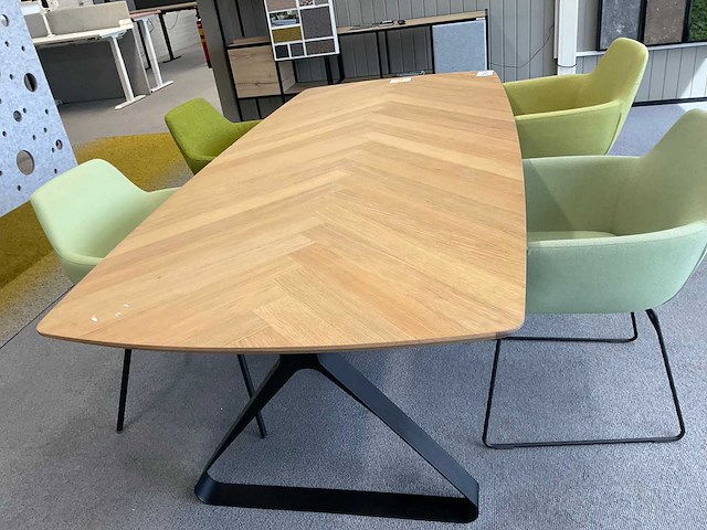 Vergadertafel met stoelen - afbeelding 2 van  6