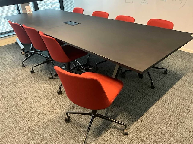 Vergadertafel met stoelen - afbeelding 4 van  10