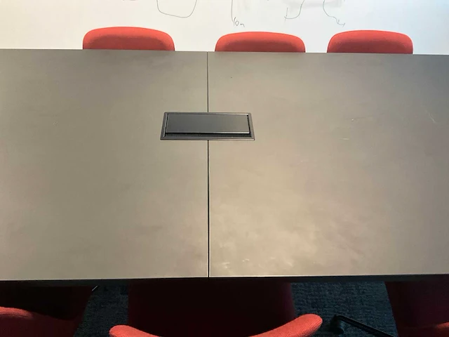 Vergadertafel met stoelen - afbeelding 5 van  10