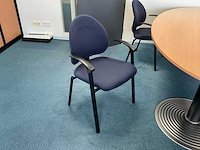 Vergadertafel met vier stoelen - afbeelding 4 van  4