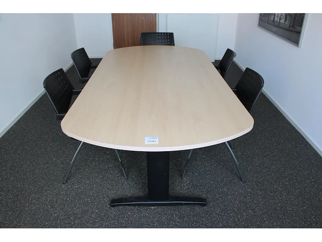 Vergadertafel met vijf stoelen bum made in italy. afmeting 250 x 120 cm. hoogte 73 cm - afbeelding 1 van  6