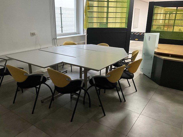 Vergadertafel + stoelen - afbeelding 4 van  6