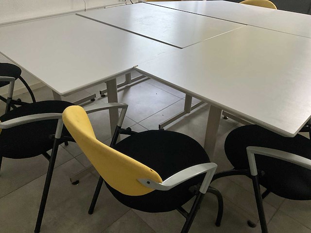 Vergadertafel + stoelen - afbeelding 6 van  6