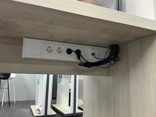 Vergadertafel - afbeelding 3 van  3