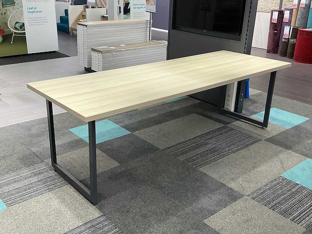 Vergadertafel - afbeelding 1 van  3