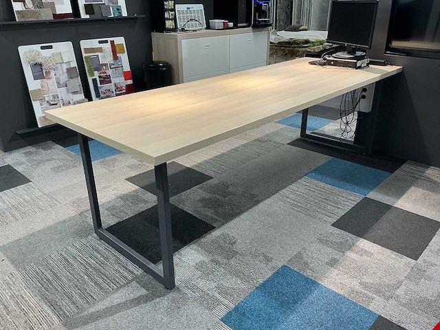 Vergadertafel - afbeelding 1 van  3
