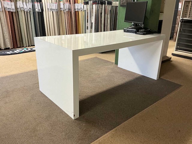 Vergadertafel - afbeelding 1 van  3