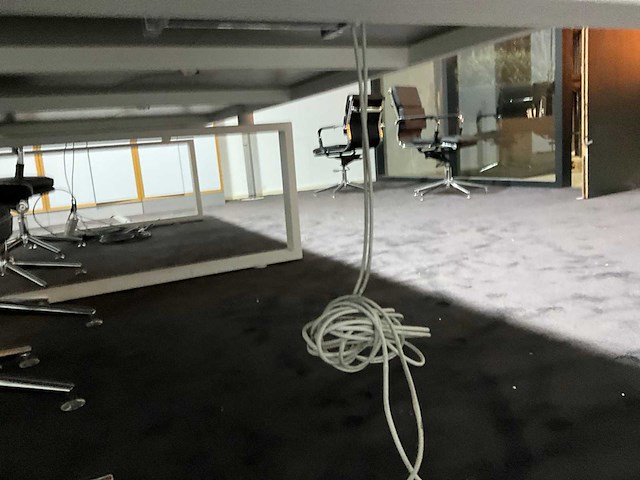 Vergadertafel - afbeelding 5 van  9