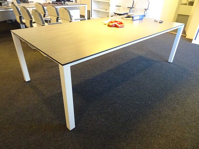 Vergadertafel - afbeelding 1 van  2