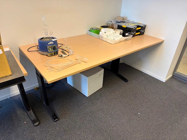 Vergadertafel - afbeelding 1 van  2