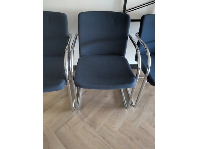 Vergadertafelopstelling - afbeelding 7 van  19