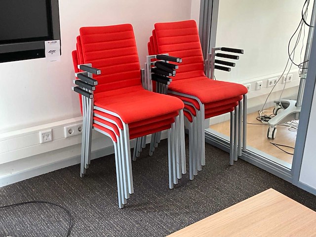 Vergadertafels met stoelen - afbeelding 7 van  8