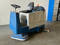 Verhagen - 130ue - zelfrijdende schrob/zuigmachine - 2008 - afbeelding 1 van  19