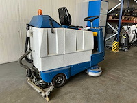 Verhagen - 130ue - zelfrijdende schrob/zuigmachine - 2008 - afbeelding 13 van  19