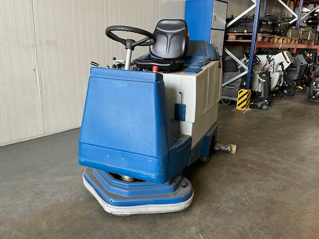 Verhagen - 130ue - zelfrijdende schrob/zuigmachine - 2008 - afbeelding 9 van  14