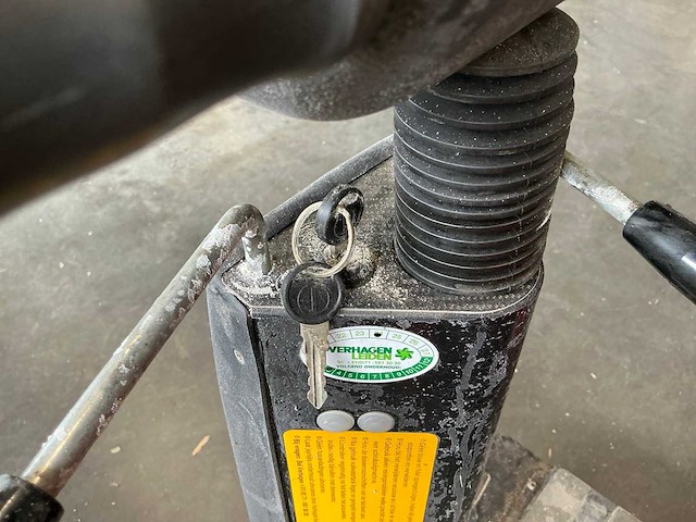 Verhagen - et 70 borstelwals - zitveegmachine - afbeelding 15 van  26