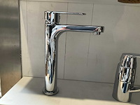 Verhoogde wastafelmengkraan chroom - afbeelding 3 van  6