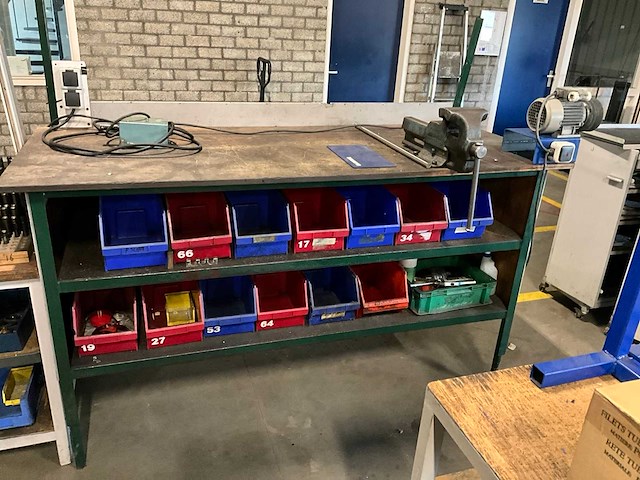 Verhoogde werktafel - afbeelding 1 van  5