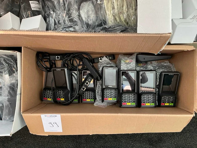 Verifone p400 plus pinautomaat met accessoires (16x) - afbeelding 2 van  7