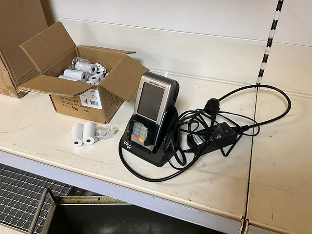 Verifone vx 680 pinautomaat - afbeelding 2 van  5