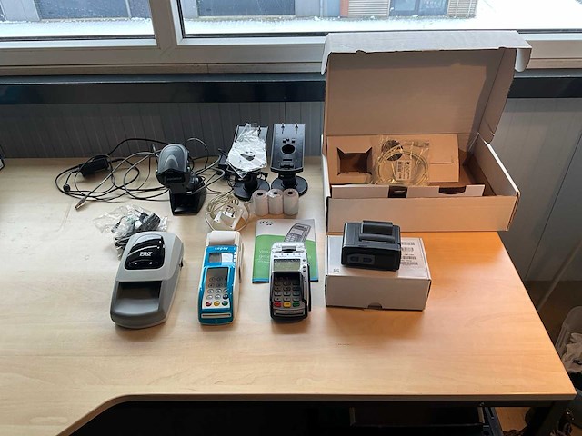 Verifone vx520 pinautomaat - afbeelding 1 van  11