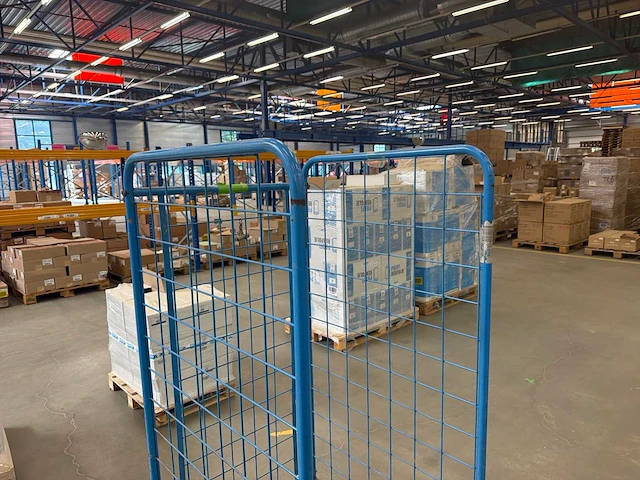 Verijdbare 3-zijdige rolcontainer - afbeelding 3 van  3