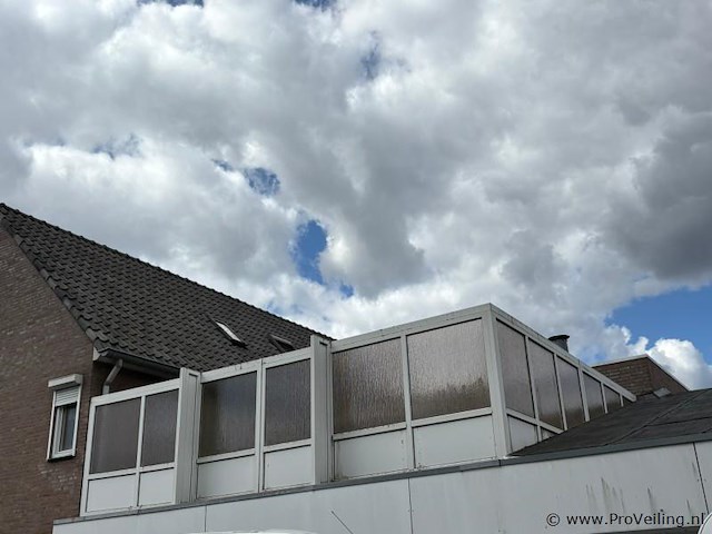 Veriling complete inboedel restaurant "de chinese roos" te someren - afbeelding 19 van  38