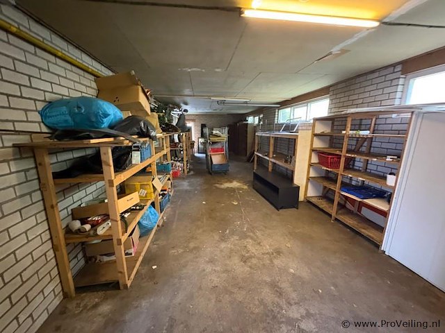 Veriling complete inboedel restaurant "de chinese roos" te someren - afbeelding 24 van  38