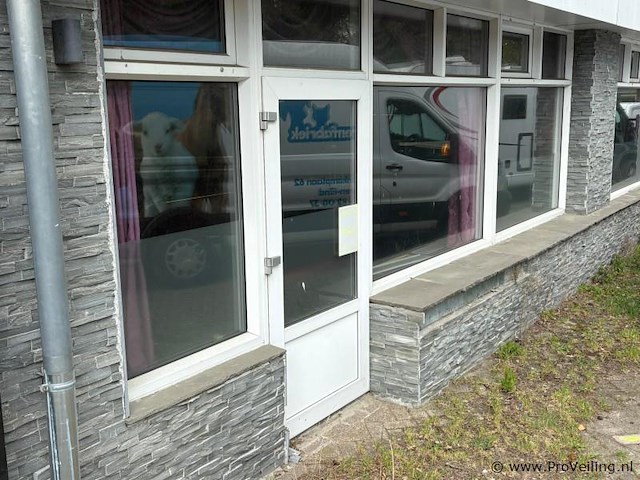 Veriling complete inboedel restaurant "de chinese roos" te someren - afbeelding 26 van  38
