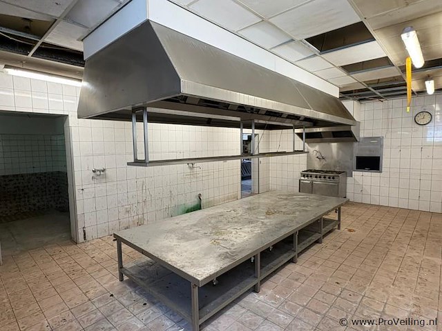Veriling complete inboedel restaurant "de chinese roos" te someren - afbeelding 27 van  38