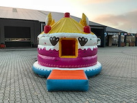 Verjaardagstaart springkussen / ballenbad - afbeelding 4 van  11