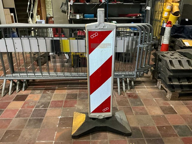 Verkeersbaken (27x) - afbeelding 1 van  7