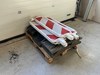 Verkeersbord met voet (5x)