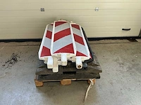 Verkeersbord met voet (5x) - afbeelding 2 van  3