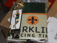 Verkleed pak sm 2 stuks in kr 44 - afbeelding 1 van  3