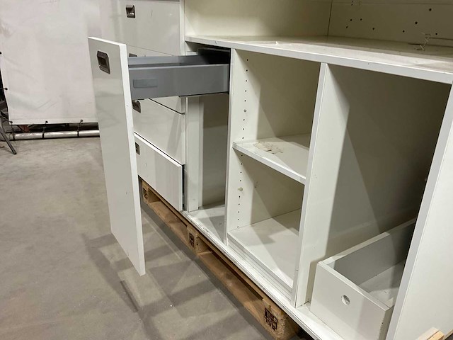 Verkoop balie - afbeelding 7 van  7