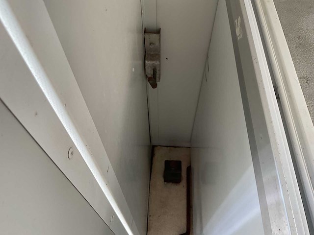 Verkoop container / snackbar - afbeelding 10 van  36