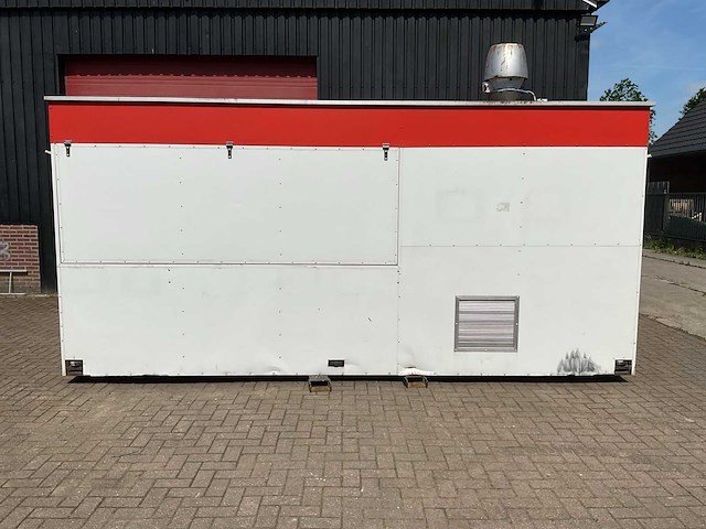Verkoop container / snackbar - afbeelding 27 van  36