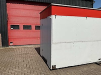 Verkoop container / snackbar - afbeelding 30 van  36