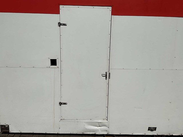 Verkoop container / snackbar - afbeelding 23 van  36